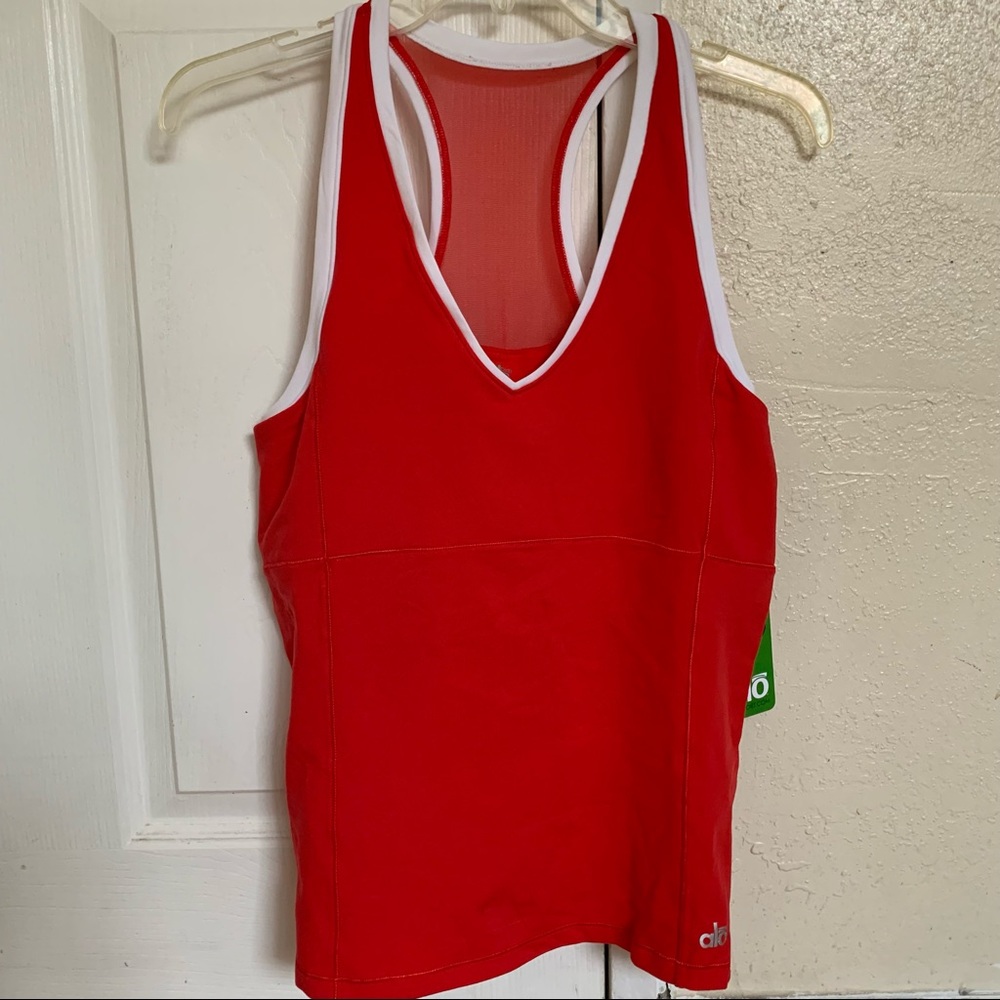 Alo Yoga Von Maur Tank